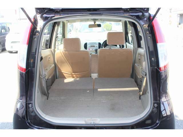 自社ローン店の中古車は市場価格より高いことがよくあります。カートルズは金利なしでも適正価格！金利なしでも車両価格が高くては意味がありません。カートルズは自社ローンでありながら、適正価格を心がけています