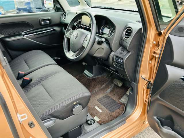 当店の総額表示は千葉県内での登録諸費用となっております。北は北海道・南は九州・沖縄と全国登録・納車可能です。別途御見積いたしますので、お気軽にお問い合わせください。