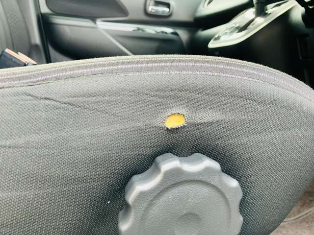 当店の総額表示は千葉県内での登録諸費用となっております。北は北海道・南は九州・沖縄と全国登録・納車可能です。別途御見積いたしますので、お気軽にお問い合わせください。