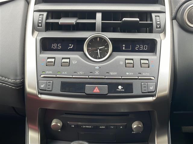 【運転席操作部】快適なドライブを楽しむための機能が装備されています！運転席から触れるので、使いやすいです！除菌プランいれていただくと、さらに清潔で安心していただけます！