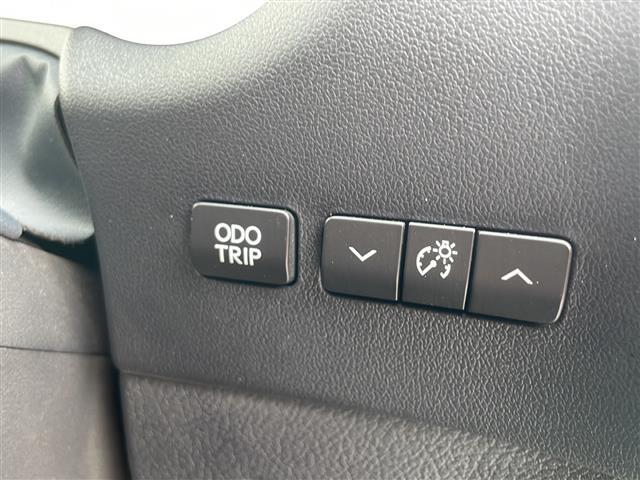【運転席操作部】快適なドライブを楽しむための機能が装備されています！運転席から触れるので、使いやすいです！除菌プランいれていただくと、さらに清潔で安心していただけます！