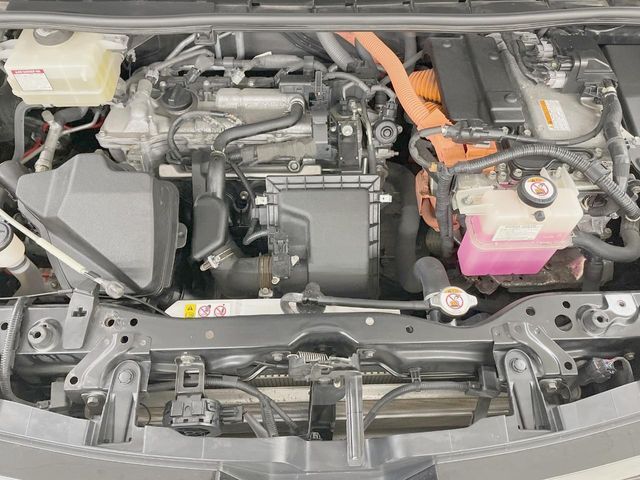 親切・丁寧な専門メカニックスタッフが応対！・車検・点検整備・事故等の修理などアフターサービスも安心。お車のカスタマイズもネクステージのサービススタッフまでご相談ください！