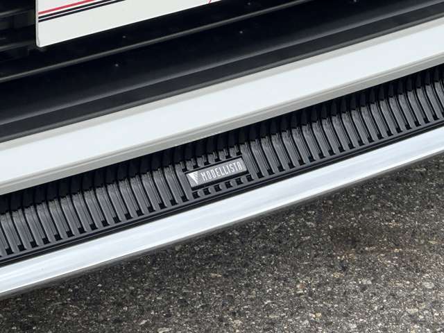 当店自慢のガラスコーティングもご用意しております！弊社のテストに合格した施工業車様によって施行されますので、質の高い仕上がりになっております！トップ・フロントガラス・ホイールのコーティングもかのうです