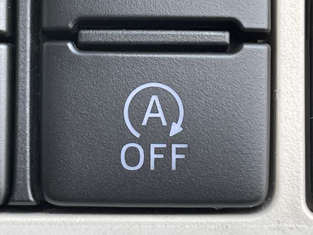 「アイドリングストップ」　信号などで停まった時に自動でエンジンがストップ☆燃費向上に貢献♪