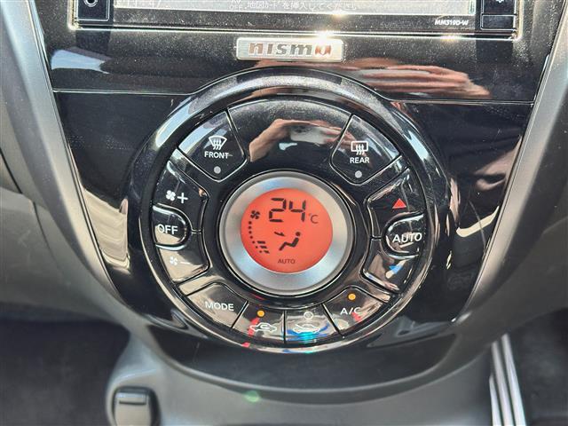 【オートエアコン】車内温度を感知して自動で温度調整をしてくれるのでいつでも快適な車内空間を創り上げます！
