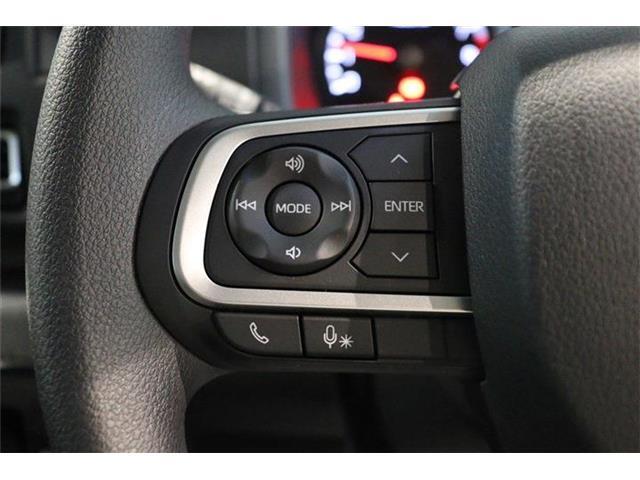 運転しながら操作が出来る画期的装備！これ便利です