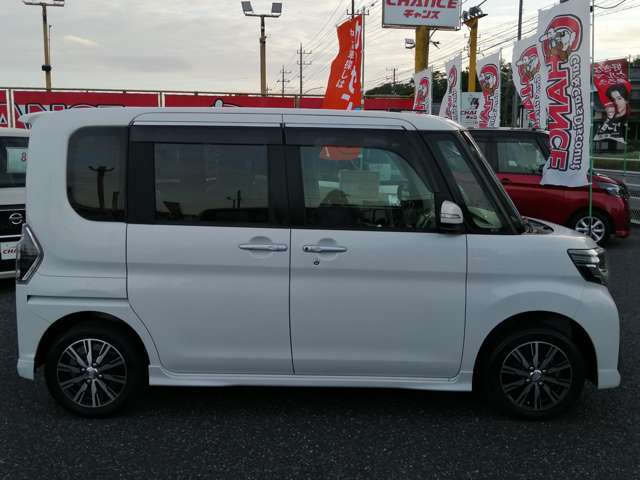 お待たせしました。大人気車入荷いたしました。スタッフの厳選車両！1度ご覧になって下さい！