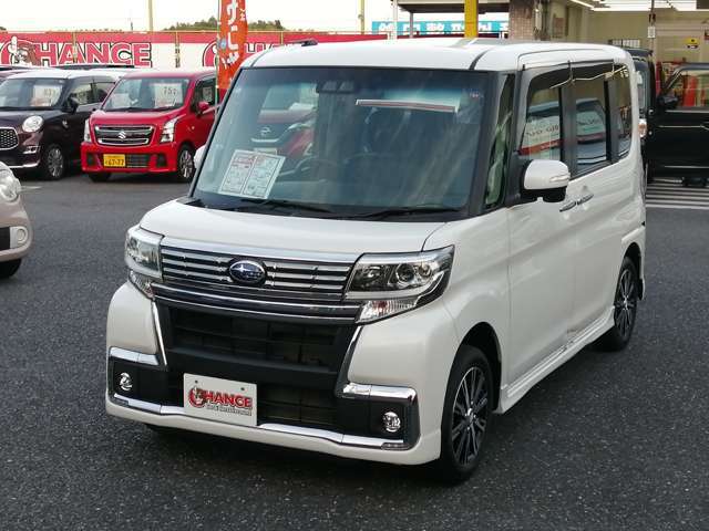 魅力的な車を多数展示してあります。是非、ご来店してください。