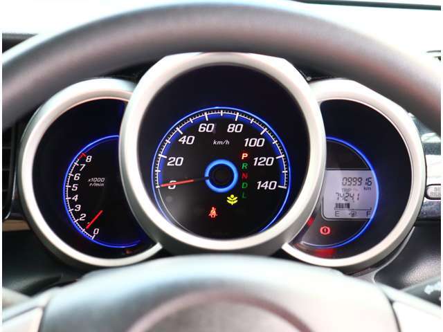 リバーサイドでは、全車試乗可能ですので各お客様、ご納得行くまでご検討中のお車とのフィーリングを確認できます。