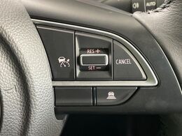 【アダプティブクルーズコントロール】高速道路での長距離走行が楽に！！自動で速度を保つクルーズコントロールが、衝突軽減システムと連携し、前方の車両を感知して車間を保つように速度調節してくれます！！