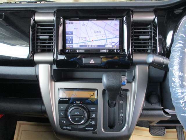 もしもの時のロードサービス【JAF】のご加入はもうお済みですか？自動車保険と同時付帯でお得にサービスを受けられます！さらに！！会員優待施設で割引も使えて、よりお得に！！
