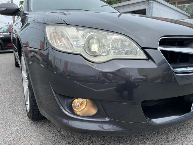 フロントバンパーに大きな傷もなく、綺麗なお車です！！