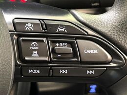 【トヨタセーフティセンス】走行中に前方の車両等を認識し、衝突しそうな時は警報とブレーキで衝突回避と被害軽減をアシスト。より安全にドライブをお楽しみいただけます。