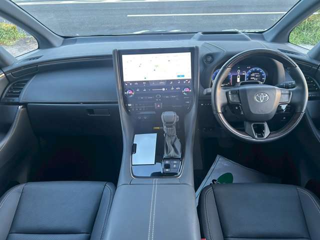≪運転席からの眺め≫　窓も大きく広々としていて視界はバッチリ！