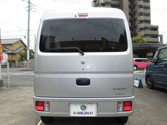 御安心して乗って頂くため納車整備は当店で点検し、さらに整備工場でも点検しております。二重点検で安心ドライブをお楽しみ下さい。