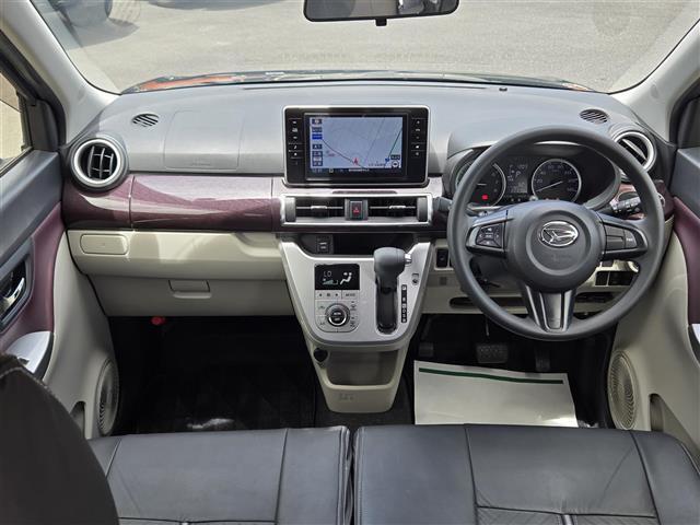 【インパネ全体】全方位で視界が広く、高い目線で運転もしやすいです！