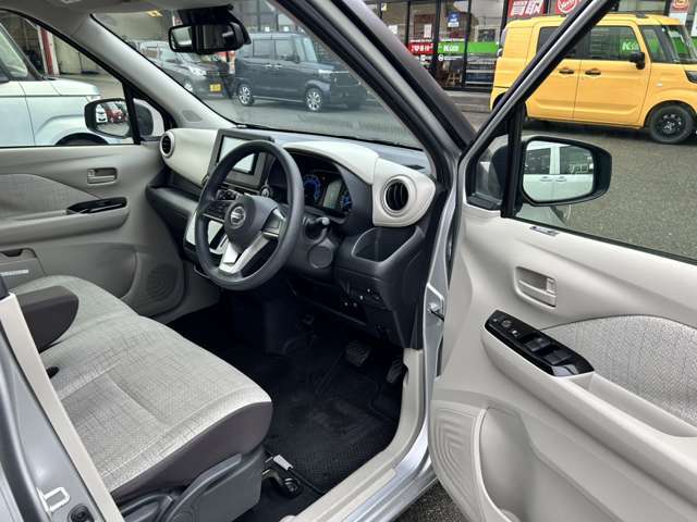 現在お乗りのお車の査定・買取もおこなっております。ご来店時、その場で即査定。納得の査定額にご期待下さい