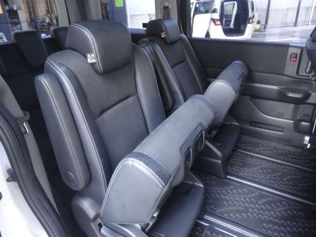 ☆お支払い総額は、車両価格、リサイクル料金、税金、登録費用全て含まれております。近畿管轄外登録、陸送納車、車庫証明代行は別途お問い合わせください