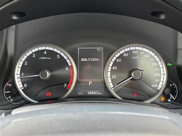 【スピードメーター】メーターがシンプルで見やすく運転しやすいですね！