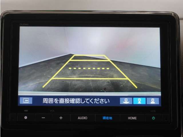 ◆バックカメラ◆リバースにするだけで映ります、後方の安全確認や、狭い駐車場での車庫入れ、雨の日や夜間など視界の悪い時に便利です！安全にバックする為には欠かせない装備です。