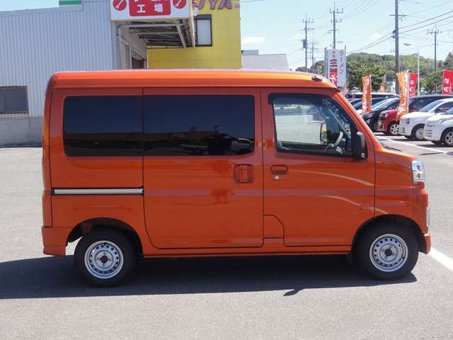 お車は清掃・点検済みで、安心してお乗りいただける1台をご提供いたします。