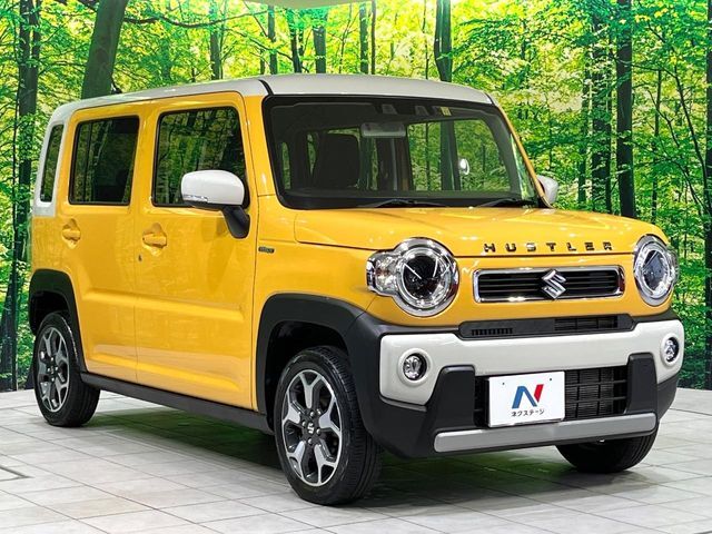 安心の最長10年・走行無制限保証（有償）をご用意。保証内容も充実はもちろん、無料点検＆オイル交換や、年中無休の全国・24時間ロードサービスも付帯されておりますのでご安心下さい。