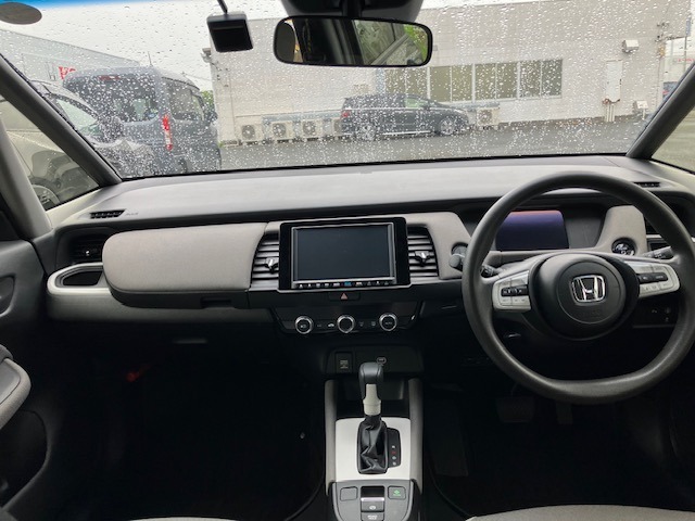 ホンダセンシングを装備！！もしもを未然に抑制します。