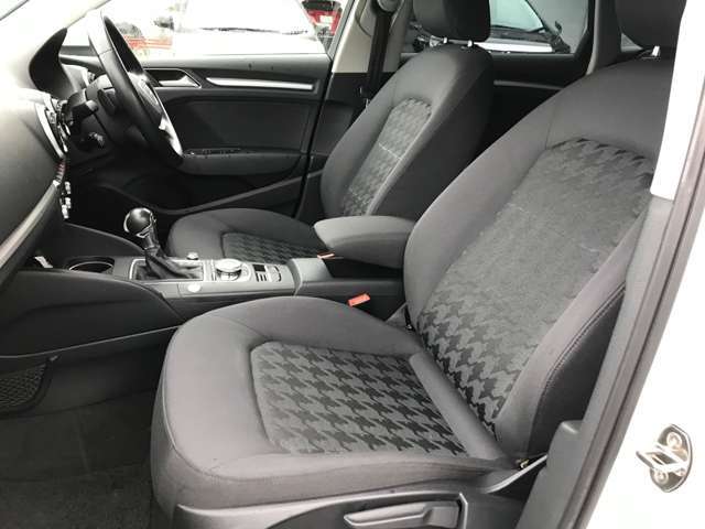 ESTAVIA金沢店の車両をご覧いただきありがとう御座います。確認されたい内容の画像は御座いましたでしょうか？ご不明な点が御座いましたらお気軽お問い合わせください。　無料電話0078-6002-139237