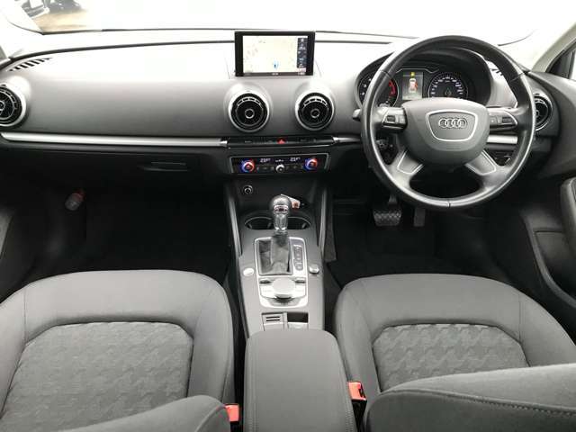 ★ESTAVIA金沢は60周年を迎えたAOIホールディングス株式会社です。グループ会社にてBMW・MINI・AUDI・VWの正規ディーラーを営んでおります★