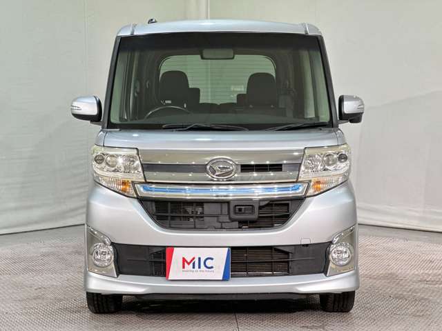 当店のこだわりはズバリ「価格」です。車両仕入れにとことんこだわり、良質な車両を安く取り揃えております。