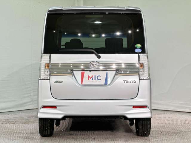 遠方にお住いの方にも安心♪ 全国へ登録納車可能です。北海道から沖縄まで全国各地の陸送納車実績多数有り！実車を確認できない方へも詳細な車両情報を電話やメールにてお伝えします。