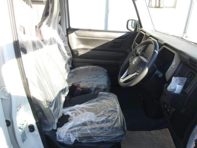 展示・展示しているお車には自信を持っております！！よりすぐりの車両のみしか当店は展示しておりません！！是非お近くにお立ち寄りの際にはお気軽にお立ち寄りください！！