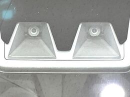 【スマートアシスト】走行中に前方の車両等を認識し、衝突しそうな時は警報とブレーキで衝突回避と被害軽減をアシスト。より安全にドライブをお楽しみいただけます。