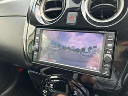 こちらオーディオ周りの写真になります。動作確認済みです。詳しい機能に関しましては装備欄を確認ください。車によっては多機能なナビなど、充実したオーディオがついている車両もあります。