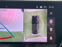 【全周囲モニター】を装備しております。全周囲カメラで危険察知。狭い駐車場でも安心して駐車できますね。