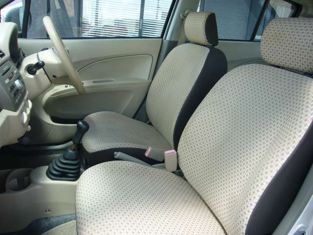 全車自社の指定工場にて点検整備して納車致します！丁寧な整備で【安心】もお届け致します！