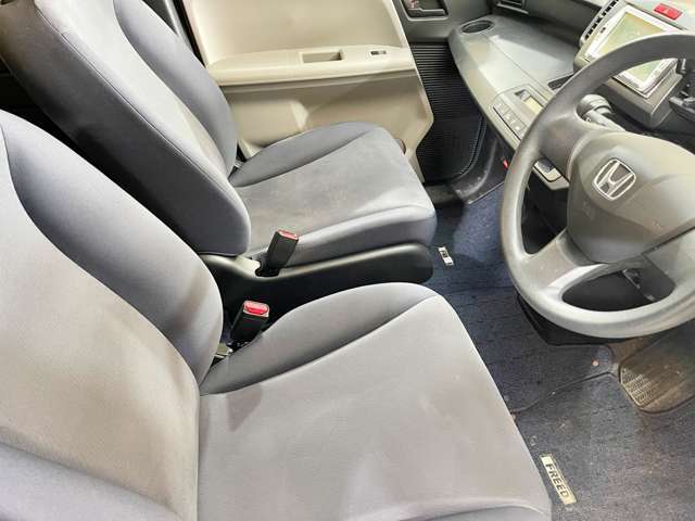 総在庫200台以上！たくさんあるからご希望のお車が見つかります！掲載されていない在庫車も多数ございますので、お気軽にお問合せ下さい！