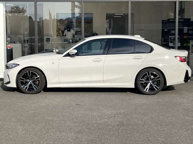 点検整備時に交換が必要な項目（BMW認定指定交換指定部品など）に関しましては、すべて新品の純正部品を使用させて頂きます。※点検項目にはBMWコンピューター診断も含まれます。