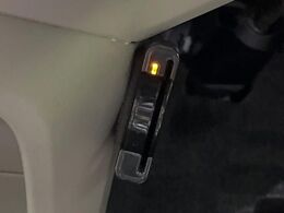 【ETC】高速道路の料金所をストレスなく通過！話題のスポットやサービスエリアに多い「スマートIC」利用時は必須のアイテムです。当店でセットアップを実施、ご納車当日からすぐにご利用いただけます！