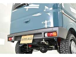 【SCリヤバンパーABS製】エッジを効かせ4駆らしいデザイン！高品質ABS製塗装に関しては基本、徳島で唯一正規施工店の当店でラプターライナーでブラックに塗装しています。傷にも強くカスタムでも話題の塗装