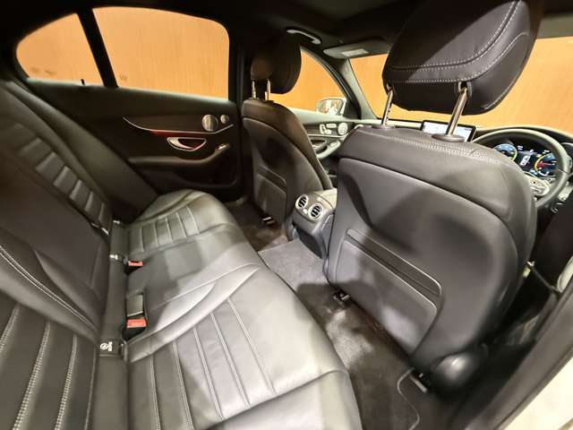 全国納車可能です。納車方法及び費用につきましては、お気軽にコーディネーターまでご相談ください。遠方のご納車の際も我々がしっかりサポートさせて頂きます。お気軽にスタッフまでご相談下さい。