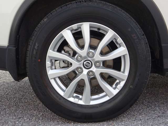 【タイヤ】　【純正17インチアルミホイール】《225/65R17》専用のアルミなのでお車のイメージぴったりですね！
