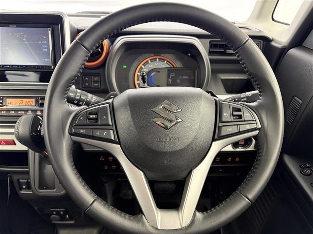 【ハンドル】『ハンドル/ステアリング』の画像になります。写真の内容に関してご不明点、ご質問等がございましたらお気軽にガリバー店舗までお問い合わせください。