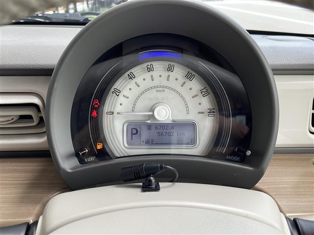 【スピードメーター】メーターがシンプルで見やすく運転しやすいですね！◆乗って触って体感してみてください！！当社車両は試乗可能です！お気軽にスタッフまでご相談ください！