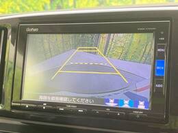 【バックカメラ】駐車時に後方がリアルタイム映像で確認できます。大型商業施設や立体駐車場での駐車時や、夜間のバック時に大活躍！運転スキルに関わらず、今や必須となった装備のひとつです！