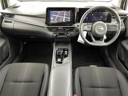 【インパネ全体】全方位で視界が広く、高い目線で運転もしやすいです！