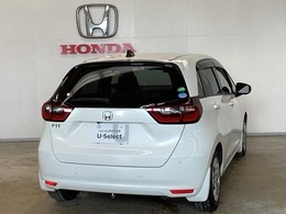 Honda認定中古車 U-Selectは3つの安心をお約束します。　1　Hondaのプロが整備した安心。 2　第三者機関がチェックした安心。　3　購入後もHondaが保証する安心。