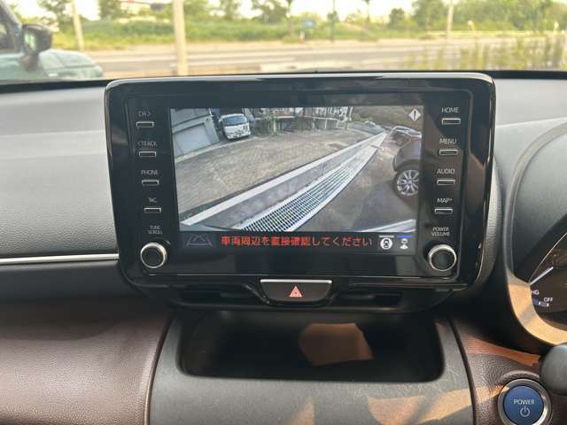 アフターメンテンテナンスを重視するお客様には、【パックdeメンテ】プログラムをご用意。車検までの点検整備料金（エンジンオイル・フィルター交換含む）がセットになったお得なプランです♪