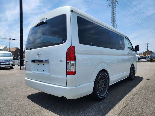 新車未登録/ALPINE　ビッグX/バックカメラ/パノラミックビューM/デジタルインナーミラー/フリップダウンモニター/ルーフスピーカー/パワースライドドア/シートカバー/18inアルミ/ベッドキット