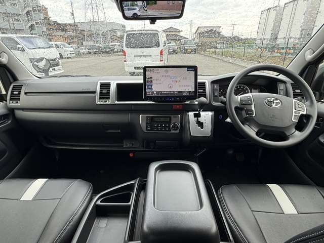 新車未登録/ALPINE　ビッグX/バックカメラ/パノラミックビューM/デジタルインナーミラー/フリップダウンモニター/ルーフスピーカー/パワースライドドア/シートカバー/18inアルミ/ベッドキット